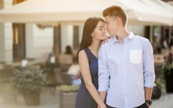 Gaya Bercinta Sehat yang Tetap Romantis dan Nyaman