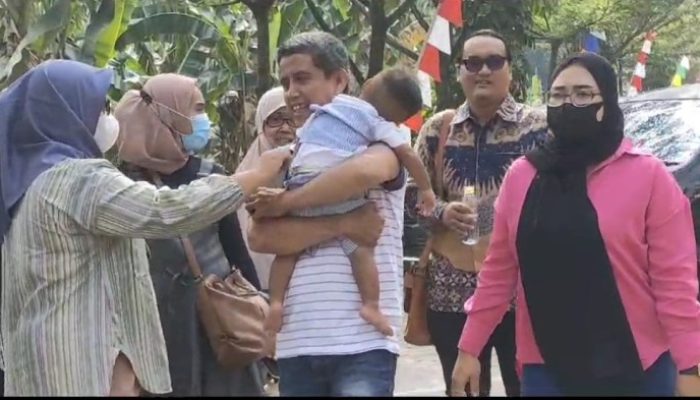 Ayah dan Ibu Jalani Tes Genetik untuk Selamatkan Anak