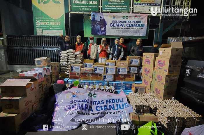 Peralatan Transfusi Darah di Bekasi Dinilai Paling Modern | Republika ... Pemuda Desa Ciptakan Alat Kesehatan Darurat dari Barang Bekas