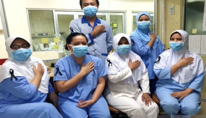 Cerita Perawat yang Tertular Penyakit Menular dari Pasien