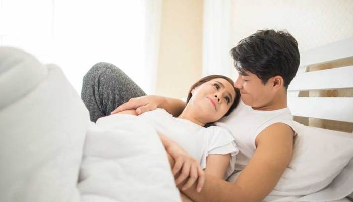 Gaya Bercinta Sehat yang Direkomendasikan Ahli Seksologi