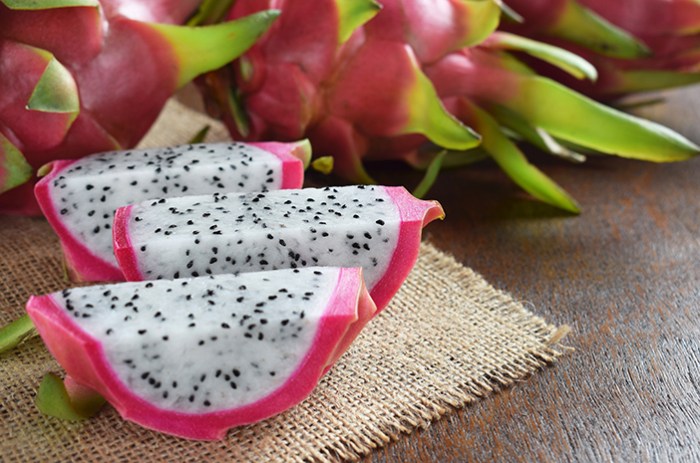 Cek Fakta: Apakah Buah Naga Bisa Menurunkan Darah Tinggi? Fakta Ilmiah: Tertawa Bisa Menurunkan Tekanan Darah