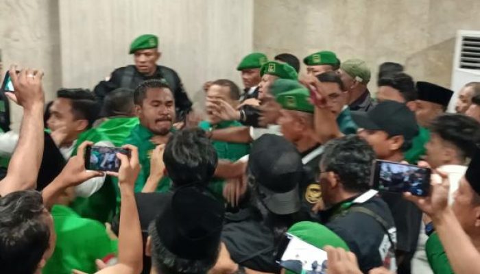 Muktamar PPP Terjadi Kerusuhan Adu Jotos, Jubir Curiga Ada Penyusup