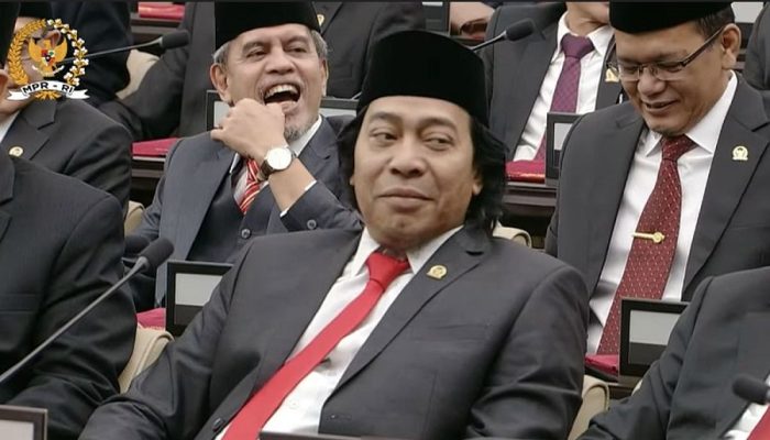 Pendidikan Komeng Komedian dan Anggota DPD Soal Tol di Jakarta Sudah Kemasukan Kijang