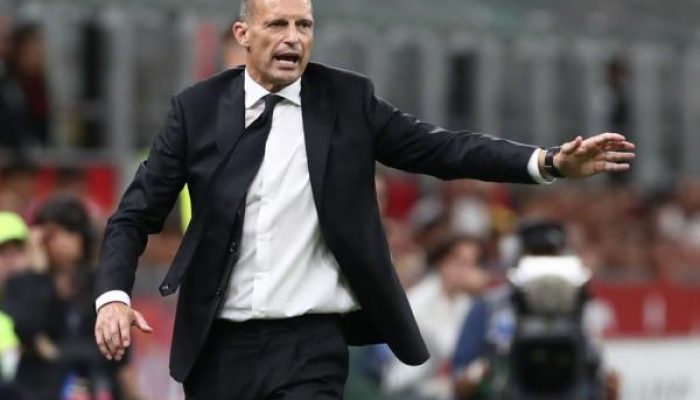Kunci Kemenangan AC Milan atas Napoli meski Bermain dengan 10 Pemain menurut Allegri