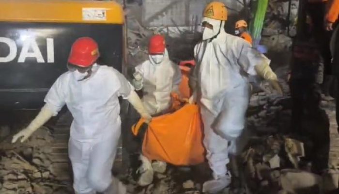 Update 8 Jenazah Ditemukan di Reruntuhan Ponpes, Total Korban Tewas Mencapai 45