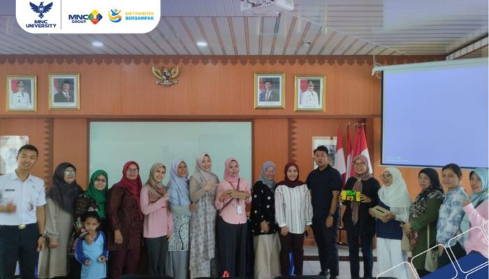 Dosen Gelar Pelatihan Pemberdayaan Kader PKK di Kelurahan Karet Kuningan