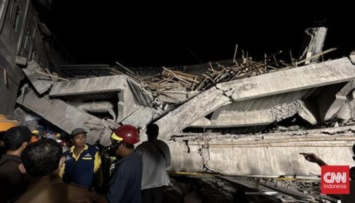 Korban Jiwa Ponpes Sidoarjo Ambruk Meningkat Jadi 5 Orang, 1 Ditemukan Bersujud