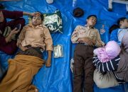 Siswa SMPN 1 Cisarua Diduga Keracunan, 56 Orang Dilarikan ke Rumah Sakit