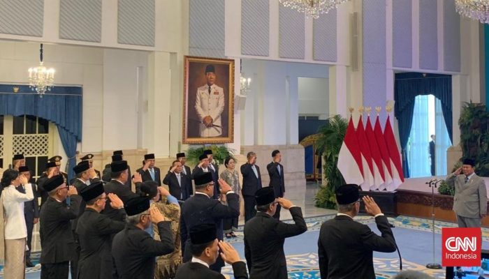 Tugas Asisten Khusus Presiden: Kumpulkan Data dan Susun Pidato di Istana