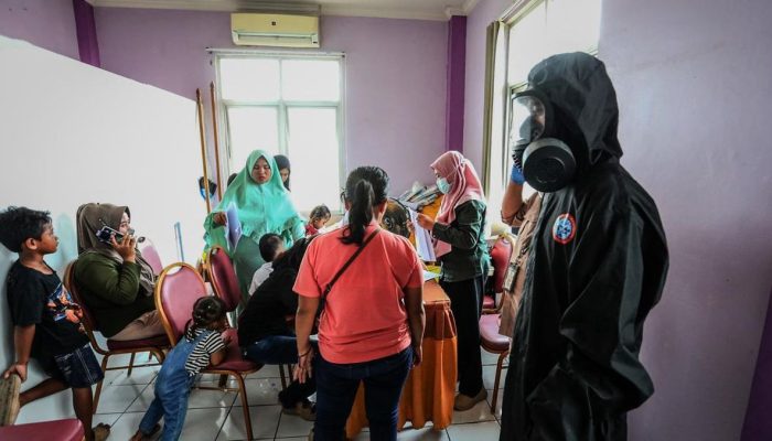 Relokasi dan Skrining Kesehatan Warga Cikande Akibat Radiasi Cesium