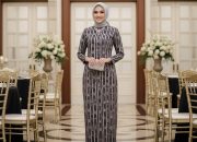 7 Model Gamis Batik Formal Elegan dan Anggun untuk Acara Resmi dan Kondangan