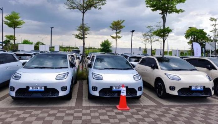Target Produksi 2000 Unit Mobil Listrik Aion UT di Indonesia Tahun Ini