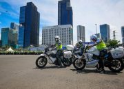 Pemotor Paling Banyak Lawan Arus dan Menggunakan HP Saat Berkendara