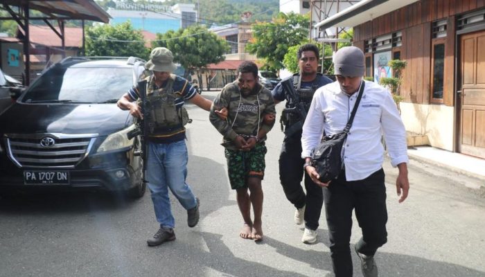 Satgas Cartenz Tangkap Anggota KKB Tersangka Pembunuhan Nakes Sejak 2021
