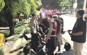 Sopir dan Kenek Mobil Boks Dikeroyok Preman di Grogol Petamburan