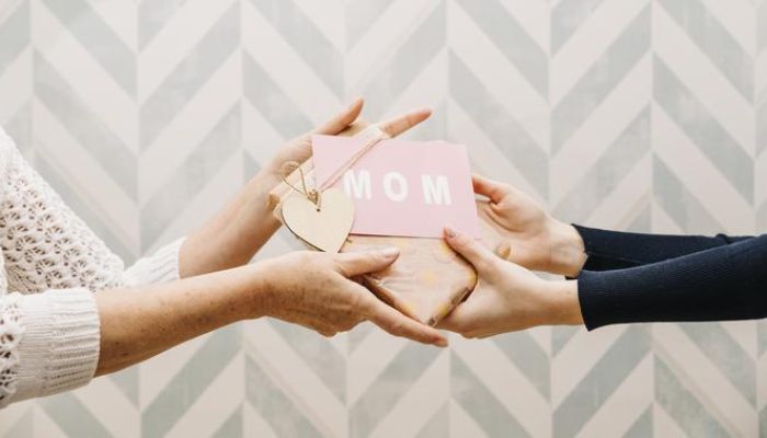 10 Ucapan Selamat Hari Ibu yang Menyentuh dan Doa untuk Ibu yang Telah Tiada