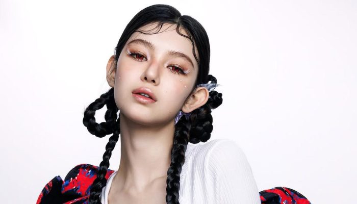 Terinspirasi dari Gaya New Jeans, Ini 3 Cara Mudah Miliki Pinggang Ramping