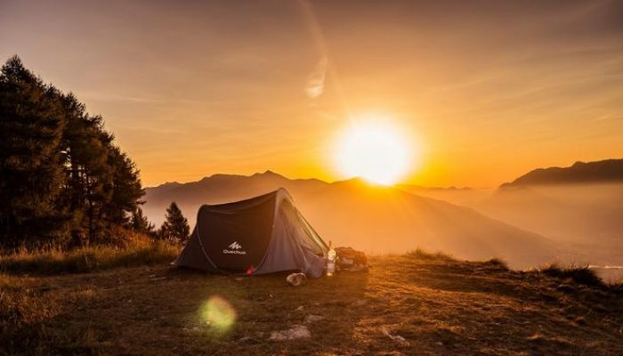 7 Tempat Camping Keluarga Terbaik di Dieng untuk Liburan Seru di Ketinggian