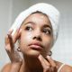 9 Mitos Tentang Kulit Berminyak yang Sering Salah Dikenali