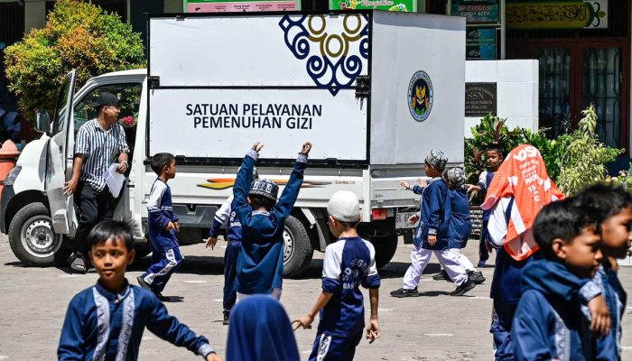 Mobil Mitra SPPG Kini Hanya Diperbolehkan Antar MBG Hingga Pagar Sekolah