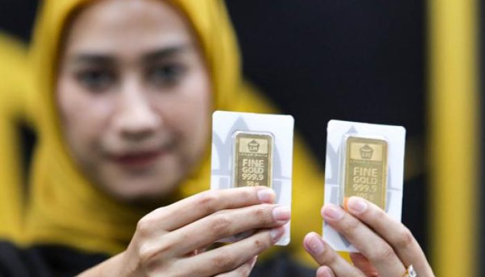 Harga Emas Antam Turun Rp95.000 Jauh dari Rekor Tertinggi Hari Ini