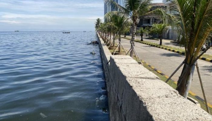 Jakarta Terancam Tenggelam, Apakah Tanggul Laut Solusinya?