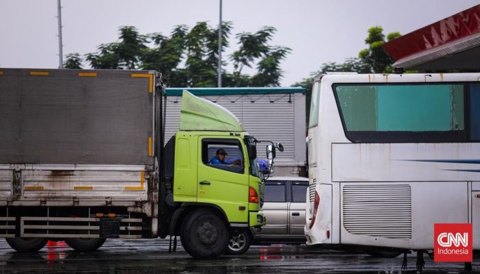 Truk Sumbu Tiga Akan Dikenakan Tilang Saat Melintas di Tol Selama Libur Nataru