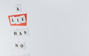 Penyebab Seseorang Sering Berbohong dalam Hubungan