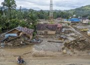 5 Kali Banjir Bandang Terjang Desa Maninjau di Agam Sumbar
