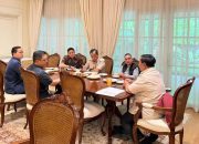 Prabowo Tugaskan Dasco dan Teddy untuk Tugas Khusus di Awal Tahun