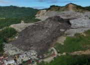 Gunung Sampah Longsor, 6 Tewas dan 30 Lainnya Hilang